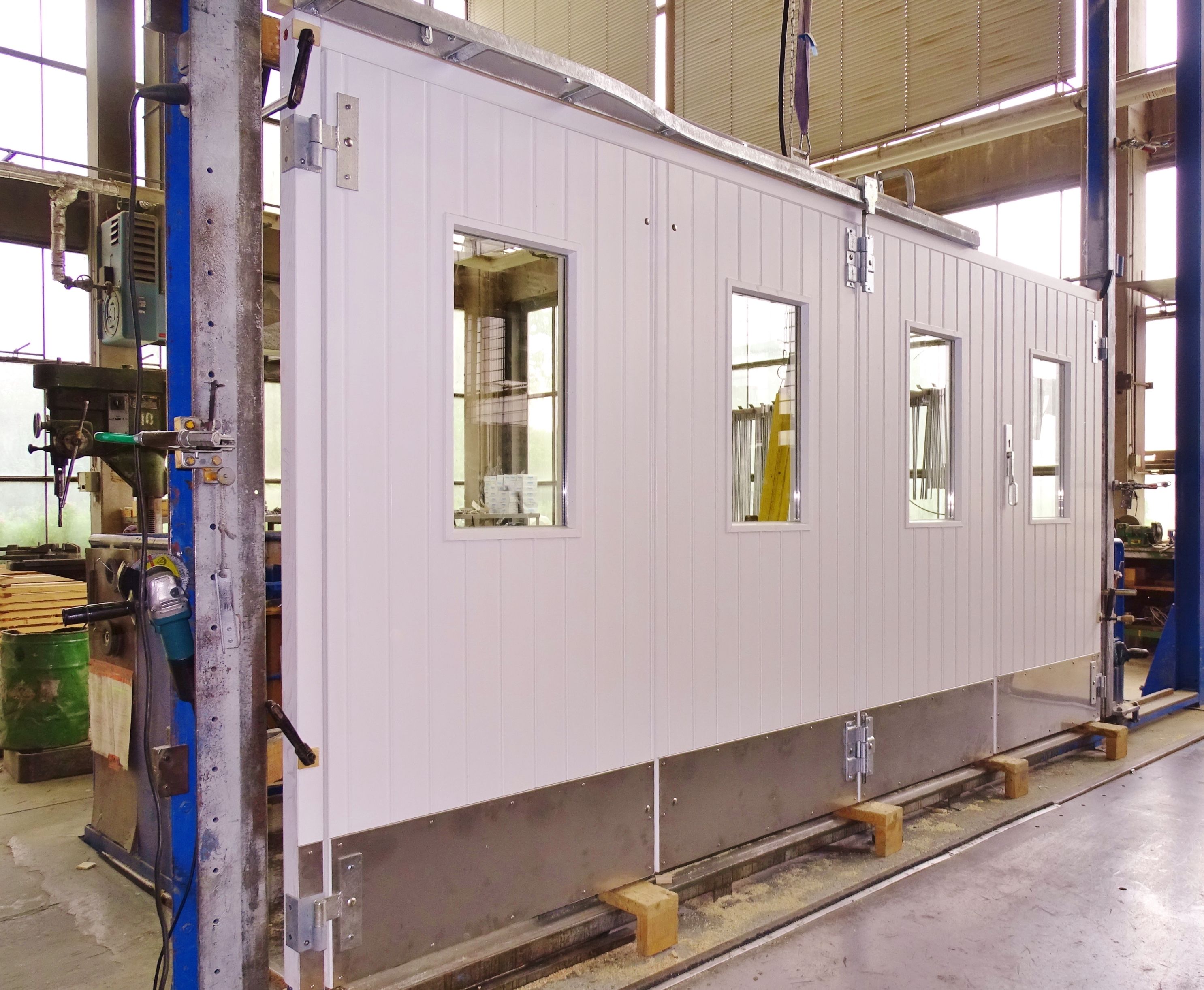 Falttore aus Holz - ALLEMANN® GmbH Holz- u. Metallprodukte